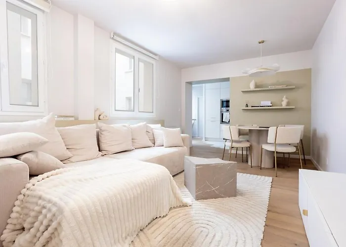 Appartement F2 Modern Louvre
